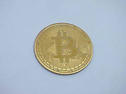 Биткоин сувенірна монета bitcoin 40 х 2 мм у золотому кольорі сувенір btc коін подарунок