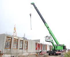 Телескопічний кран SENNEBOGEN 683