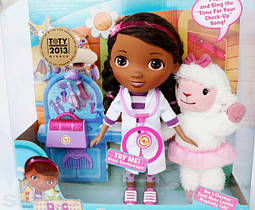 Лялька Doc McStuffins Доктор Плюшева.