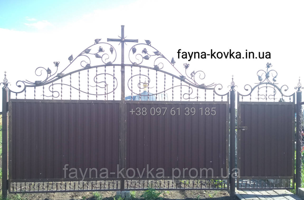 Кована брама з хрестом / Ворота плюс хрест. 7941