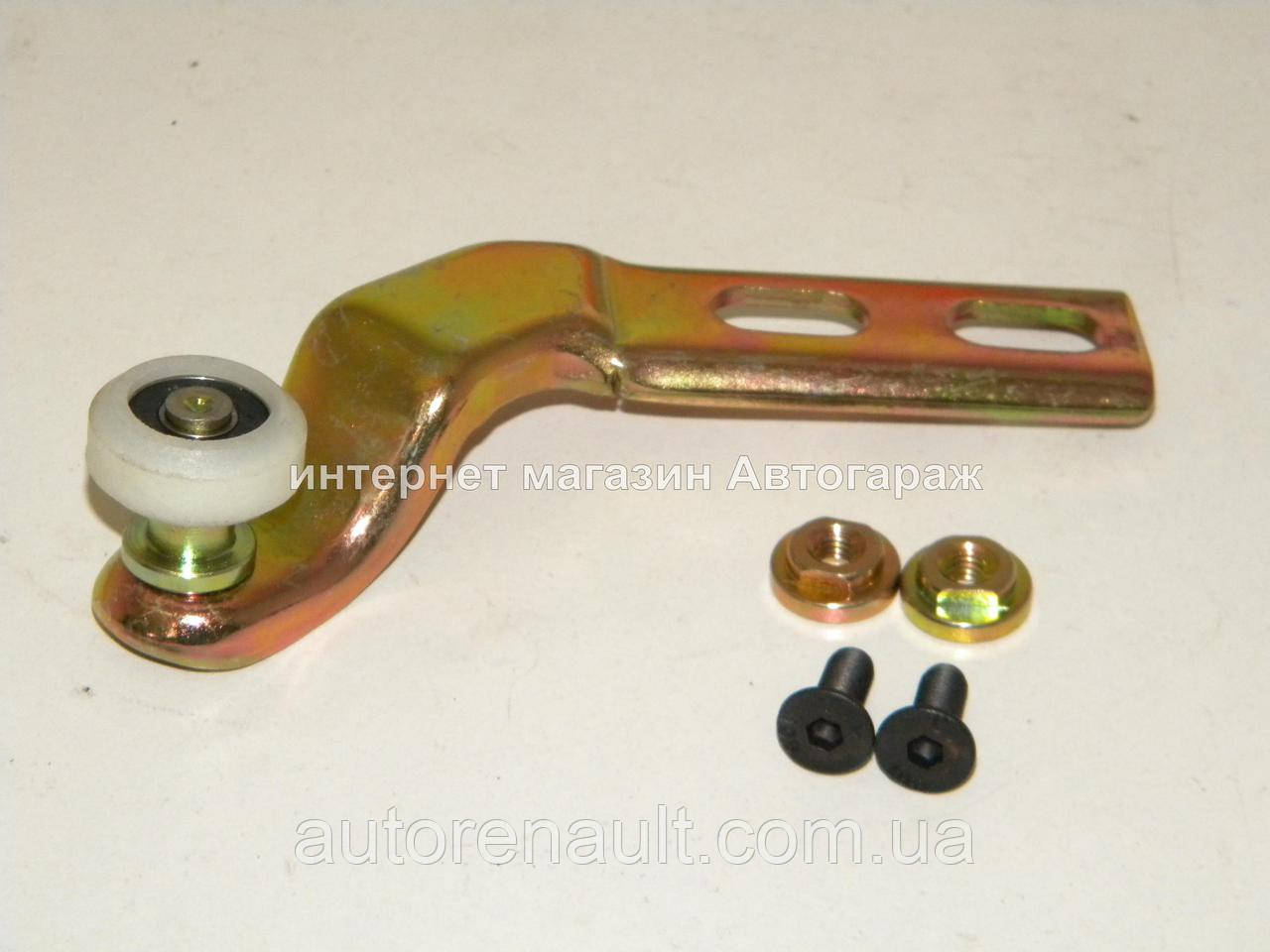 Купить Ролик боковой двери (нижний) на Мерседес Спринтер 208-416 95-06 ...