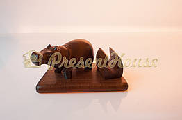 Бегемот з візитницею