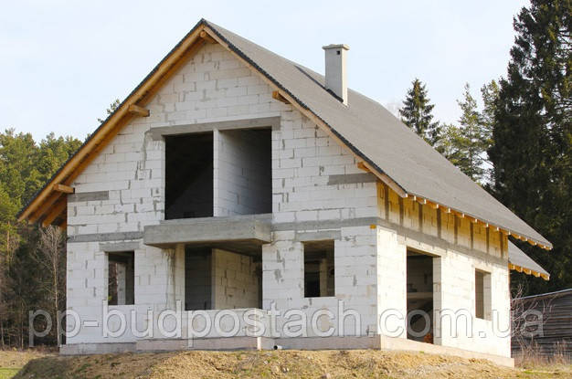 Приватний будинок з піноблоків