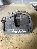 Супорт передній правий Honda Accord CL б/у