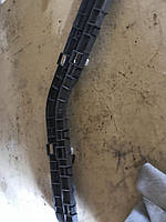 Направляюча заднього бампера права Honda Accord CL б/у