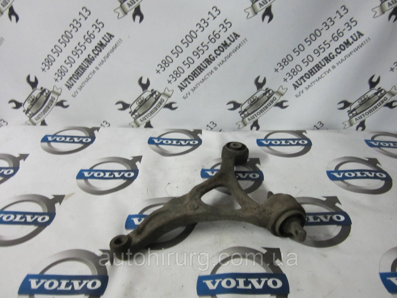 Передній правий важіль Volvo xc90 (8646614)