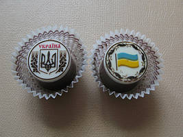 Подарунки з Українською символікою