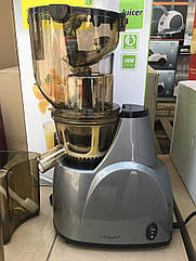 Соковичавниця шнекова Маестро MR 807