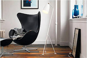Дизайнерське крісло Egg chair (Егг) чорна штучна шкіра дизайн Arne Jacobsen