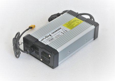 Зарядний пристрій CC/CV 67,2V5A
