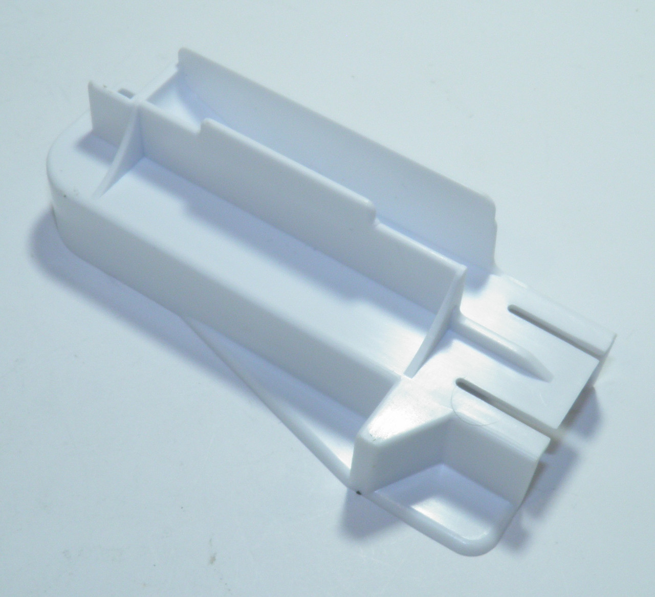 Напрямна ящика (ліва) морозильної камери для холодильника Snaige D270.099-01, фото 1