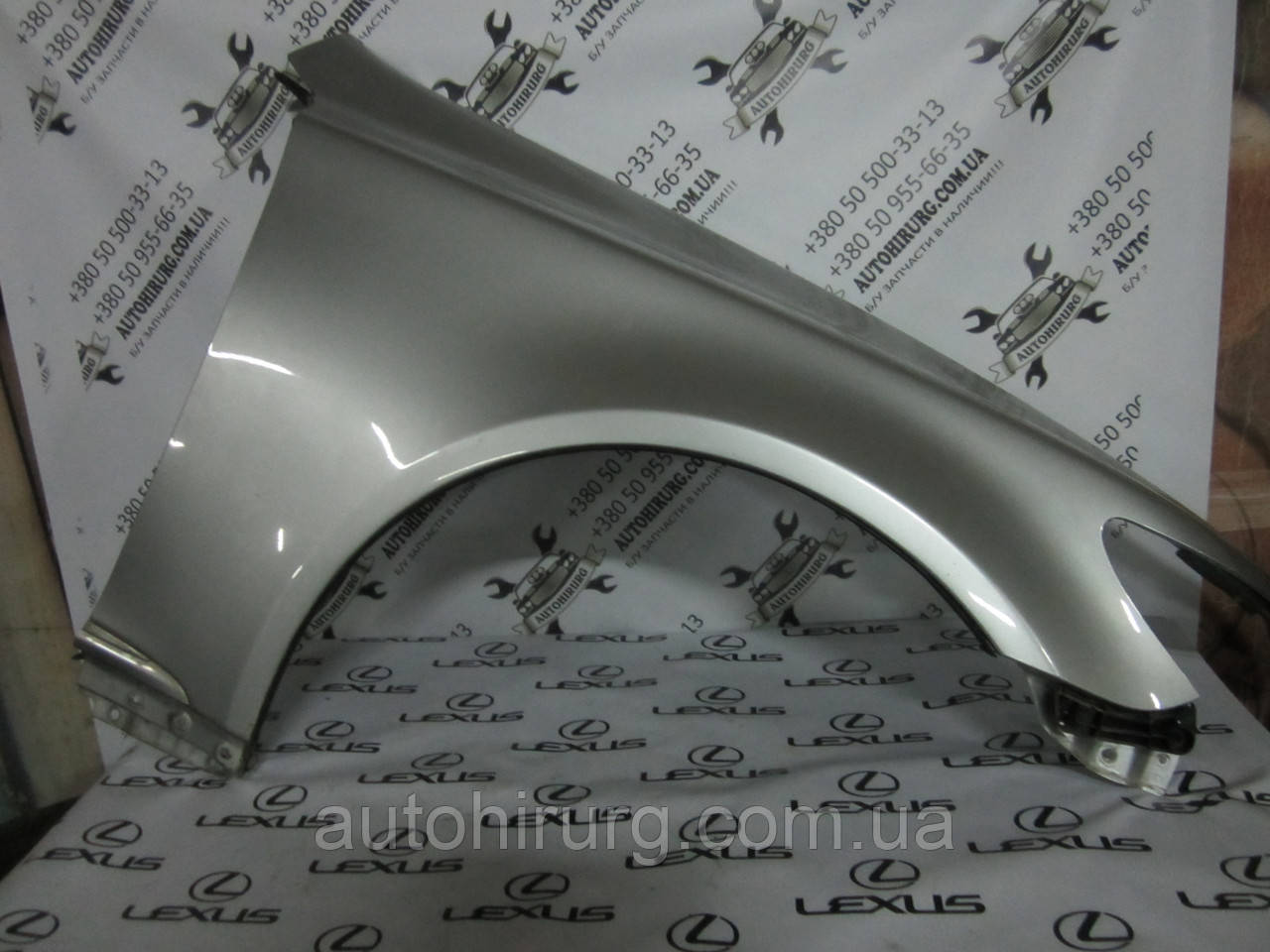 Переднє праве крило Lexus LS460
