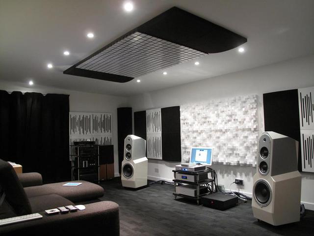 Vicoustic Wavewood Ultra Lite звукопоглощающая и отражающая панель