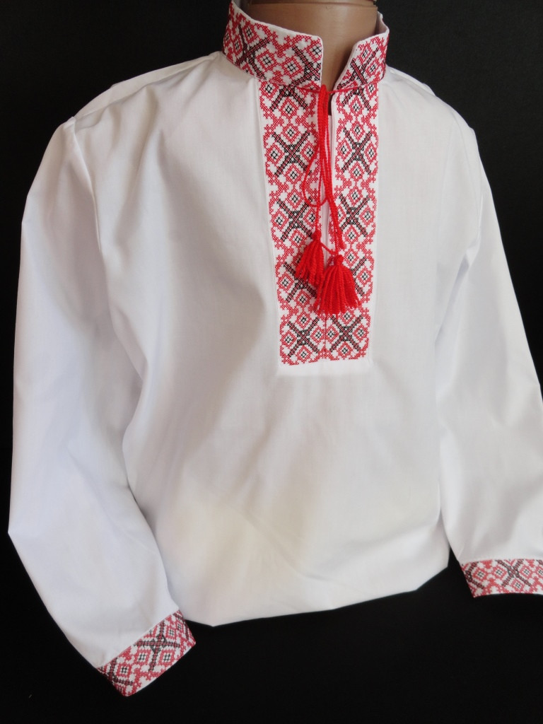 Красиві вишиванки для хлопчиків.
