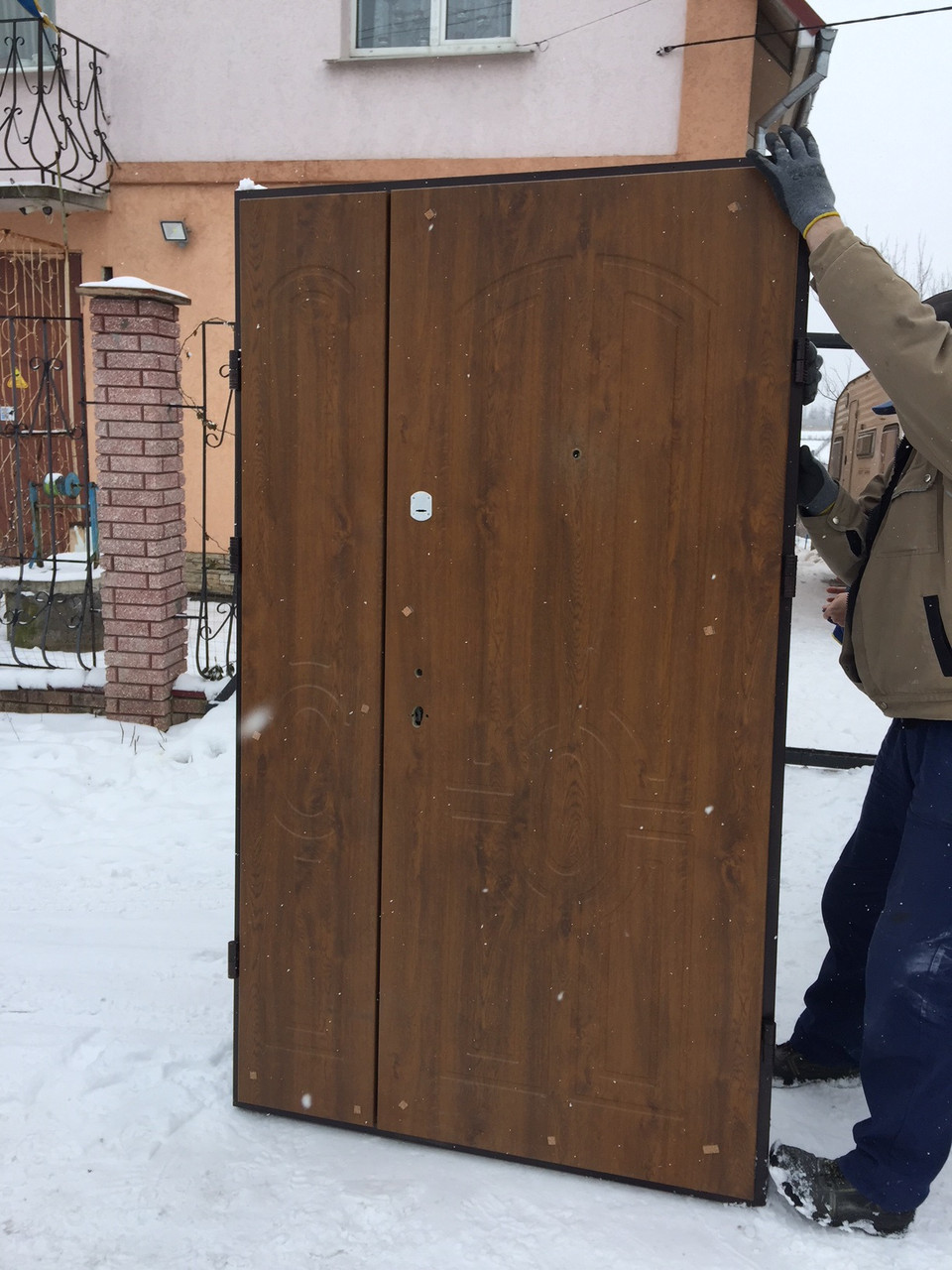 Двері вхідні Акційні для внутрішнього використання