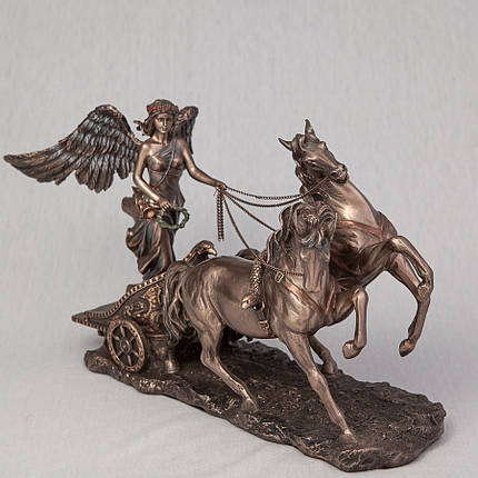 Статуетка Veronese Ніка в колісниці Богиня перемоги 28*17*11 см (72736A4), фото 2