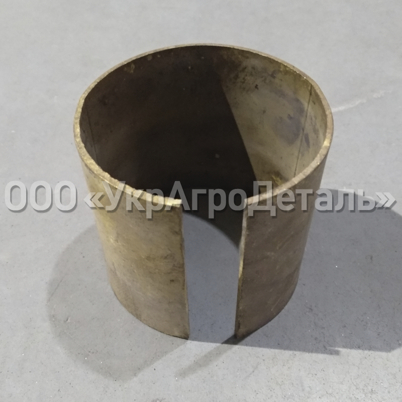 Втулка проміжної шестерні КПП ЮМЗ 40-1701068