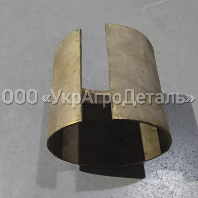 Втулка свертная промежуточной шестерни КПП ЮМЗ 40-1701068