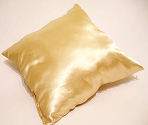 Атласная подушка 45х45: продажа, цена в Киеве. Декоративные подушки от ...
