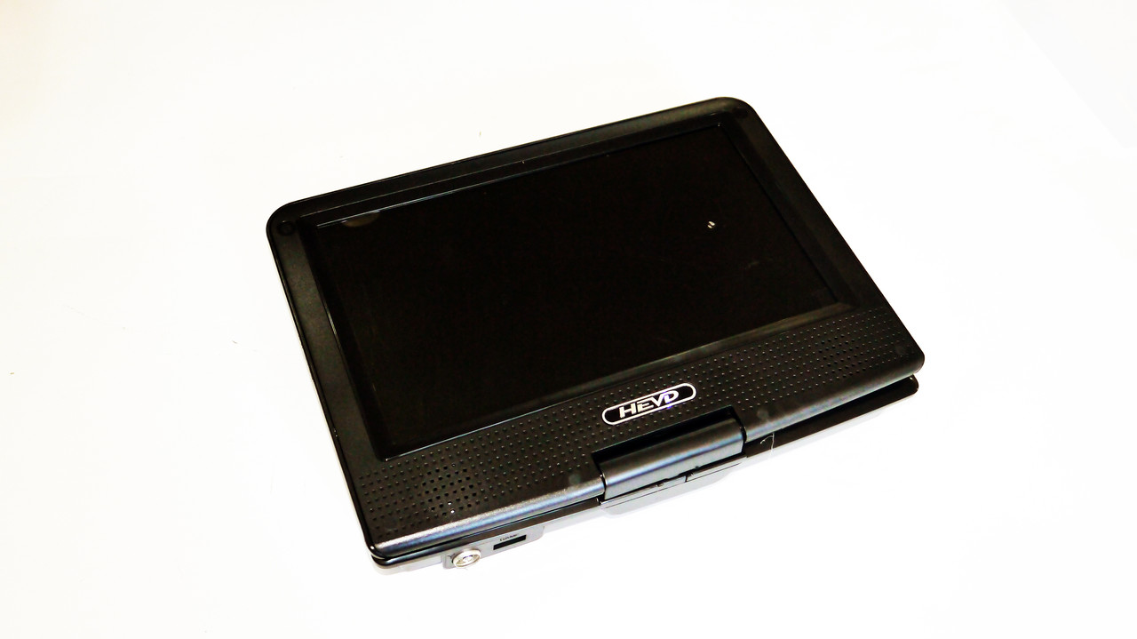 9,8" Портативный DVD плеер 911 аккумулятор TV тюнер USB - фото 4 - id-p747674903