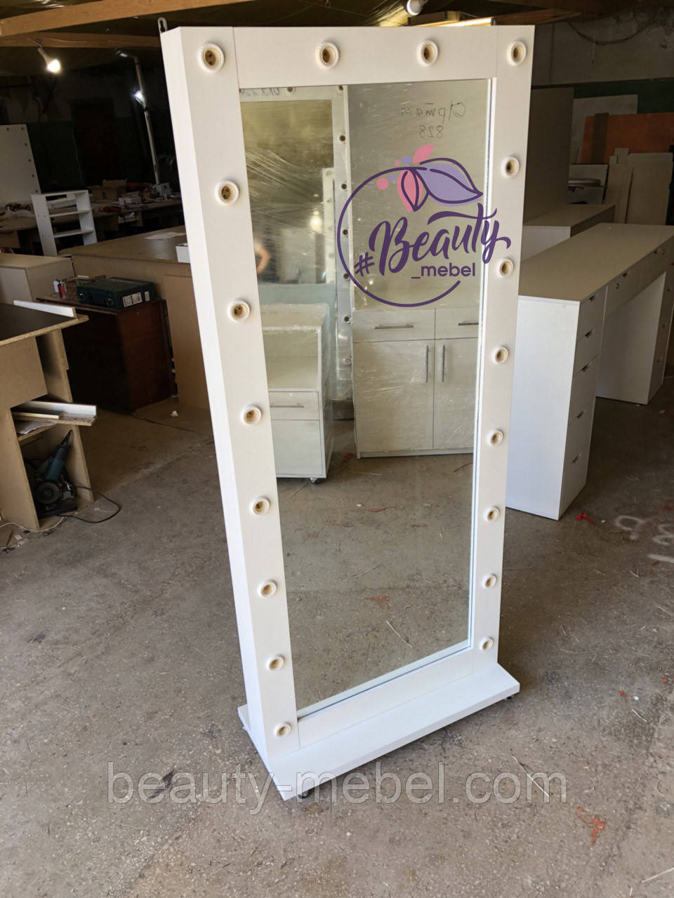 Висока дзеркало на коліщатках і з підсвічуванням, фото 1