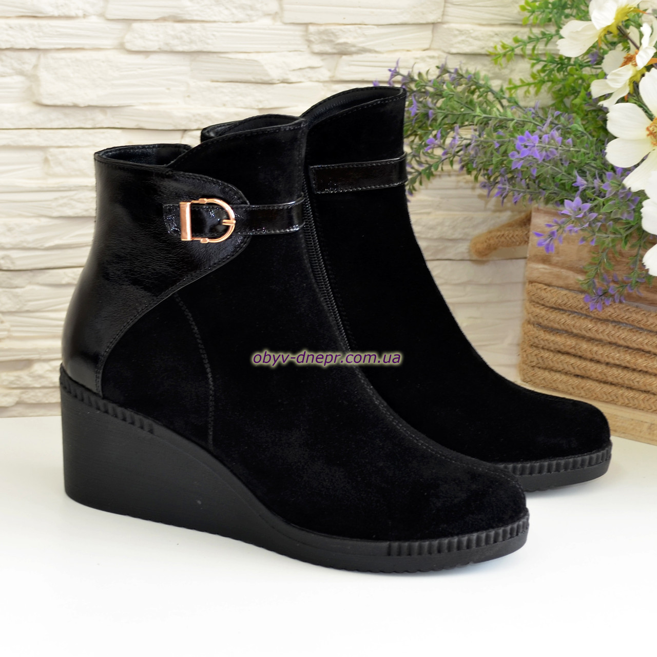 Черевики жіночі на танкетці, натуральна замша і лак, фото 1