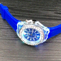 Женские наручные часы Geneva Shine Синий