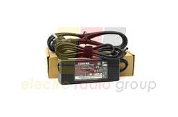 Блок живлення для ноутбука TOSHIBA 19V 3.42 A (65 Вт) штекер 5.5*2.5 мм, довжина 0,9 м + кабель живлення