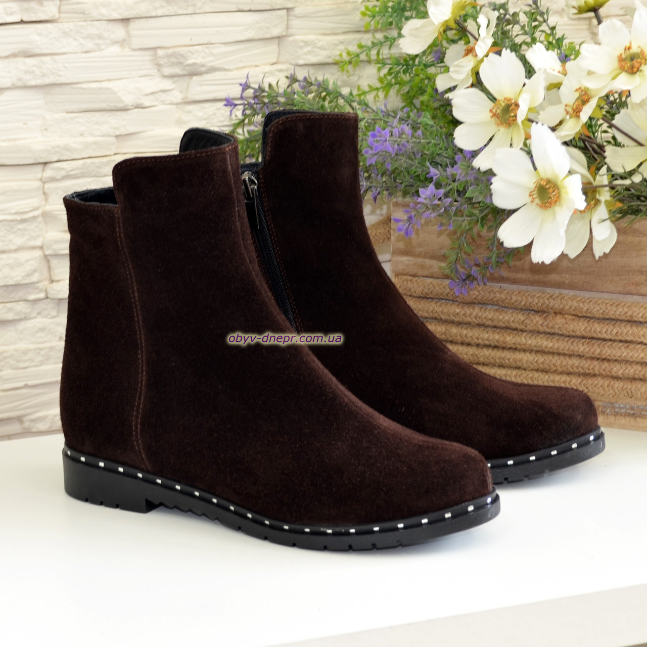 Коричневі жіночі замшеві черевики на низькому ходу, фото 1