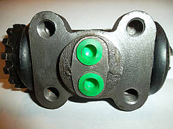 Циліндр гальмівний задній робочий JAC 1045 штуцер-штуцер