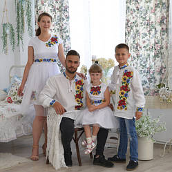 Комплект вишиванок для всієї родини Літній букет