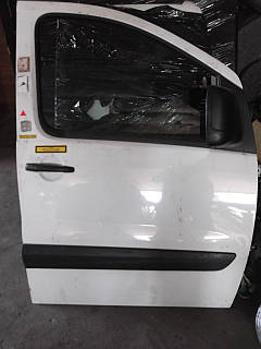 Дверка передня права Б/В JUMPY SCUDO EXPERT PROACE з 2007-