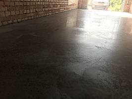 Можно обратить внимание, что на следующий день поверхность чуть матовая.