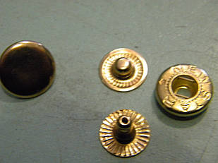Кнопка 12.5 мм золото 720 штук