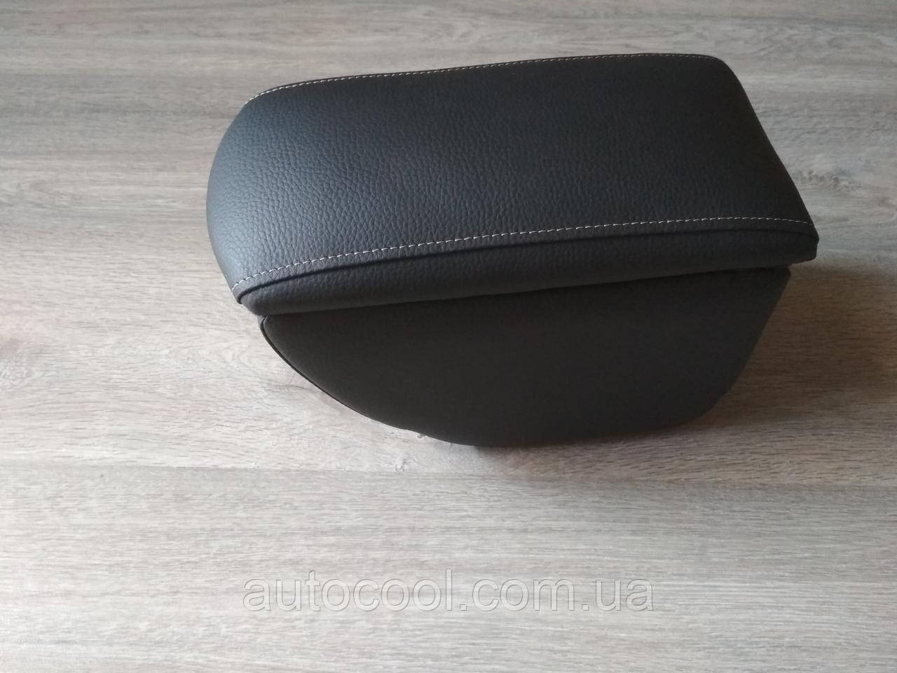 Підлокітник Opel Astra 2004-2011 р. в. Опель Астра