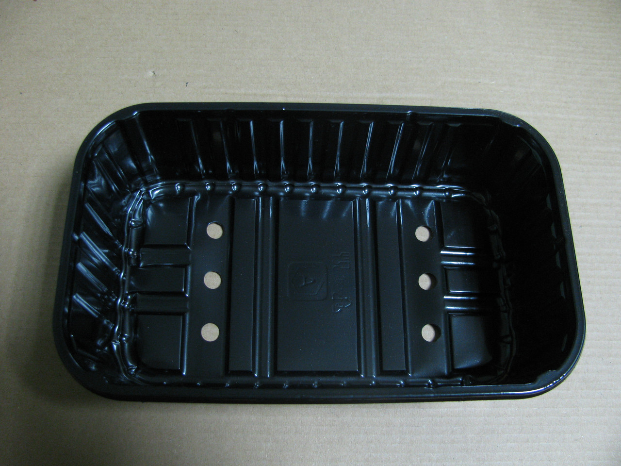 Пластиковий контейнер коліжюджр чорній для ягід на 500. р. ягоди