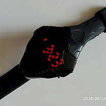 Світлодіодні спортивні годинник для чоловіків Залізна Людина силікон, Годинник змія Кобра чорні силіконовий ремінець, фото 3