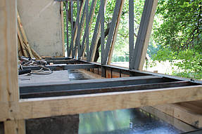 Здесь вы можете рассмотреть каркас балкона поближе.