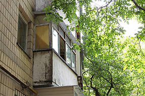 Существенная разница по сравнению с балконом соседей.