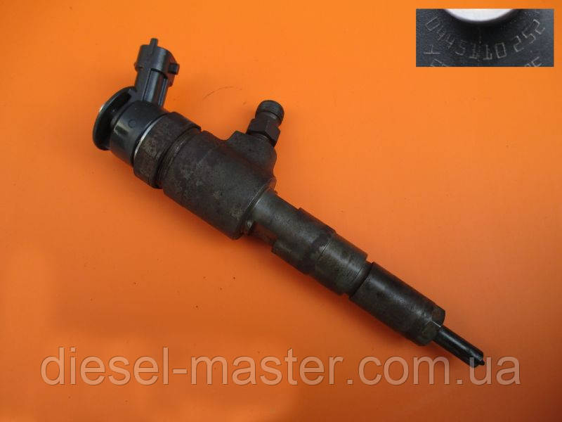 Форсунка на Peugeot Bipper (Пежо Біпер) 1.4 hdi 0445110252