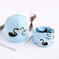 Комплект шапка и шарф снуд детям с лебедями голубой 46-50