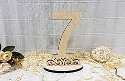 Цифра "7" на підставці, 15см