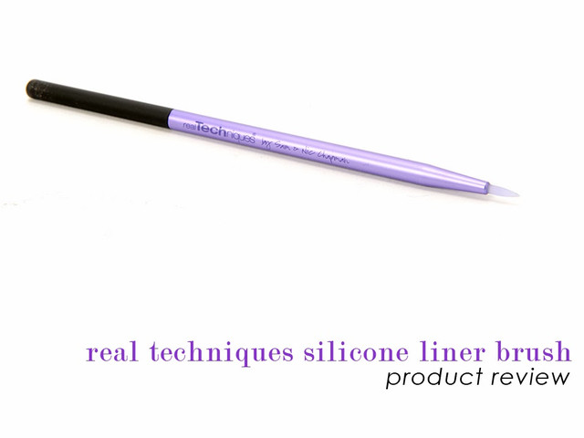 Силиконовая кисть для подводки Real Techniques by Sam & Nic Chapman Silicone Liner Brush