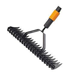 Граблі для прибирання та розпушування ґрунту Fiskars QuikFit