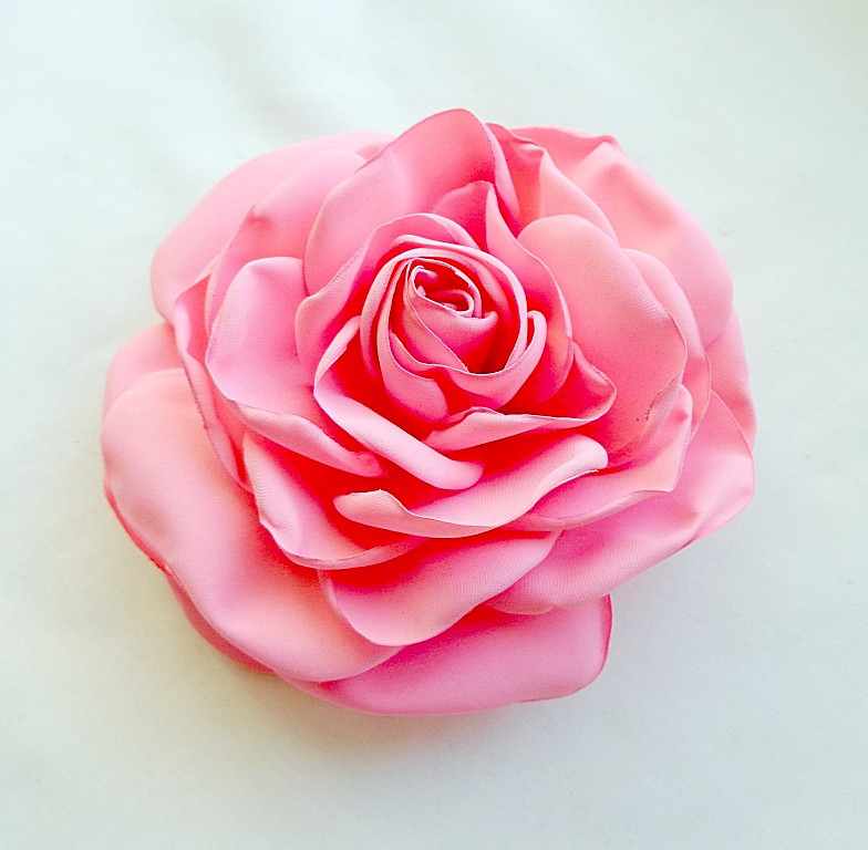 Брошка рожева квітка з тканини ручної роботи "Троянда Аура Саду"
