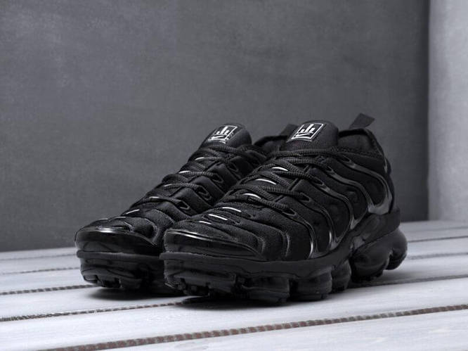 Nike Air Vapormax Plus Triple Black 924453 004