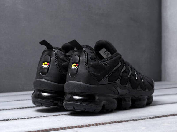 Nike vapormax plus air max 270 hotsell