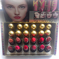 Упаковка помады Kylie matte lipstick 24 шт/уп