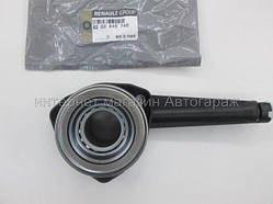 Підшипник вижимний на Рено Трафік (3 кріплення) — RENAULT (оригінал) - 8200846748