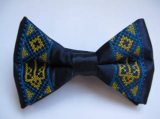 Краватки і Метелики В Українському Стилі